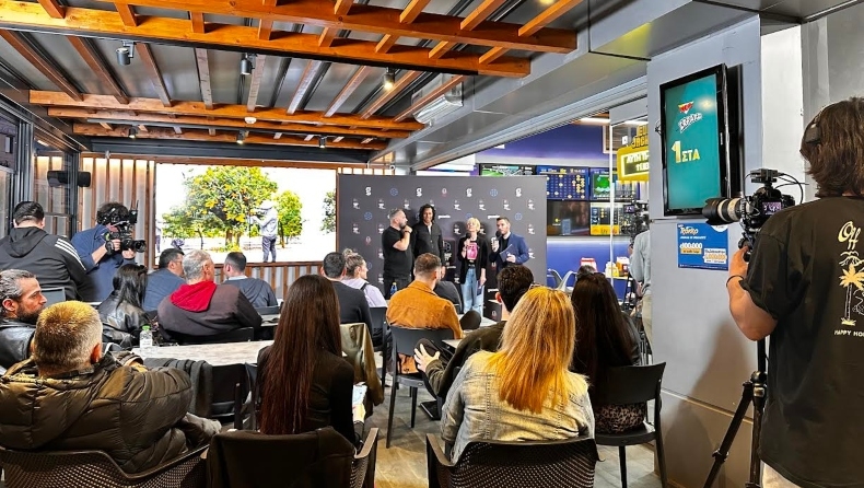 Το 4ο Πάμε Στοίχημα Football Party by Gazzetta βλέπει Σκωτία - Ελλάδα με Λυμπερόπουλο και Χαλκιά στο κατάστημα ΟΠΑΠ του Νέου Κόσμου