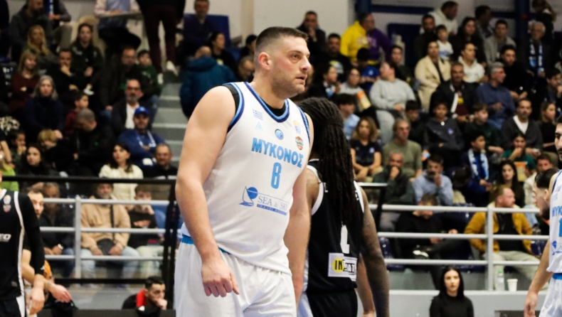 ΑΟ Μυκόνου - Έσπερος Λαμίας 126-54: Παράσταση με διαφορά 72 πόντων και αδιανόητο ποσοστό στο τρίποντο