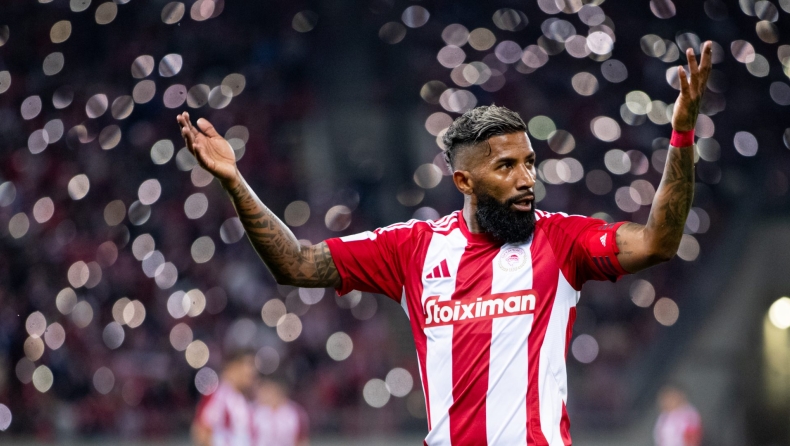 Ροντινέι: Κάτω από την Πανσέληνο του Πειραιά