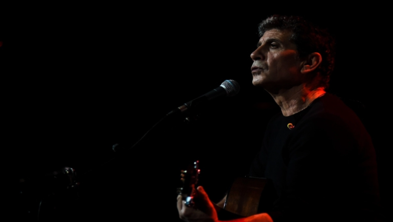 Ο Σωκράτης Μάλαμας ανακοίνωσε την πρώτη του φετινή συναυλία 
