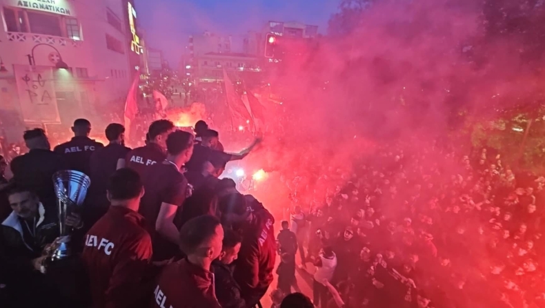 ΑΕΛ: Με καπνογόνα οι παίκτες, η Λάρισα «σείεται»! (vid)