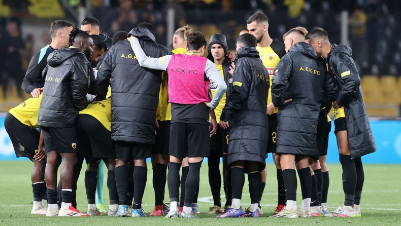 ΑΕΚ - Ολυμπιακός: Έντονες αποδοκιμασίες και συνθήματα κατά Ηλιόπουλου έξω από τα επίσημα της «OPAP Arena»