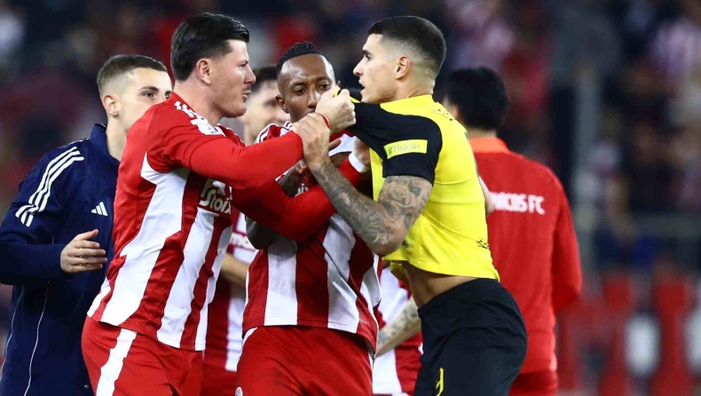 Ολυμπιακός – ΑΕΚ: Το photo story των επεισοδίων μετά το τέλος του ντέρμπι