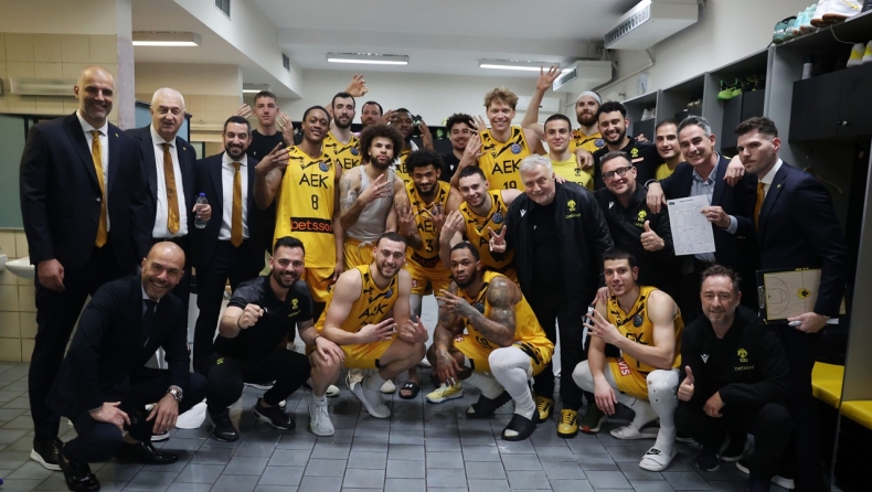 ΑΕΚ: Τα συγχαρητήρια της ποδοσφαιρικής ομάδας για την πρόκριση στο Final Four