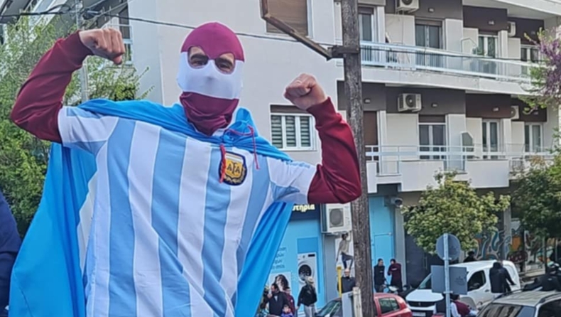 ΑΕΛ: Ντύθηκε σούπερ ήρωας ο Αντράντα!  (vid)