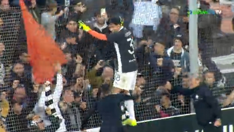 ΟΦΗ - Αστέρας Τρίπολης: Ο απόλυτος ήρωας Μπάκιτς ανέβηκε στα... κάγκελα και πανηγύρισε έξαλλα με τον κόσμο (vid)