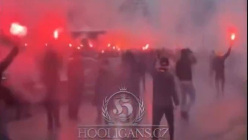 Μπρόντμπι: Καπνογόνα και πυρσοί μετά τη νίκη στο ντέρμπι με την Κοπεγχάγη (vid)