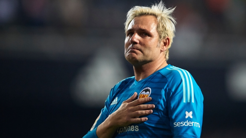 Κανιθάρες: «Είμαι συντετριμμένος, άλλαξα τη ζωή μου για την αγάπη και μου γύρισε μπούμερανγκ»