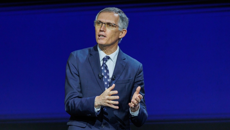 Ο Ταβάρες μετά την αποχώρηση από τη Stellantis το έριξε στο… κρασί