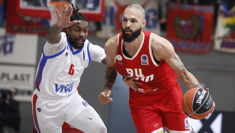 Πανιώνιος - Ολυμπιακός: Ο Φουρνιέ έβαλε 18 πόντους σε ένα δεκάλεπτο 