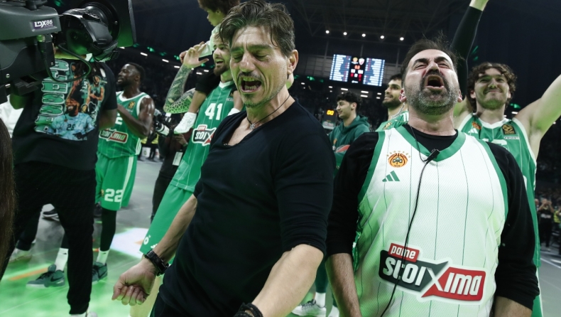 Παναθηναϊκός: Απίστευτος Γιαννακόπουλος, τραγούδησε το «χόρτο μαγικό» με τους παίκτες