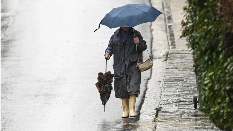 Καιρός Πρωτομαγιά 2025: Βροχές, καταιγίδες και 25άρια