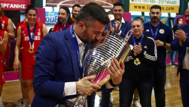 Νίκλας: «Το double στα 100 χρόνια του Ολυμπιακού μάς γεμίζει χαρά και συγκίνηση»