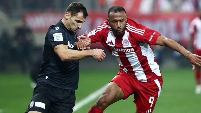 Ο Γιόνι Ότο του ΠΑΟΚ στο ματς με τον Ολυμπιακό