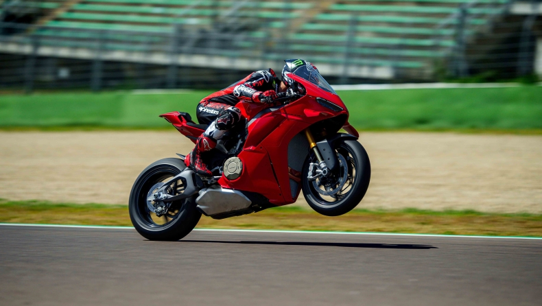 Ducati: Βραβείο σχεδιασμού για την Panigale V4 (vid)