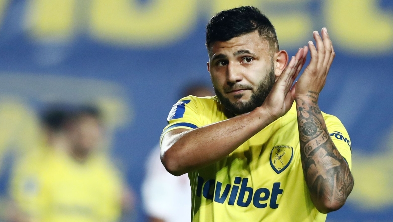 Παναιτωλικός: Χωρίς Πέρες και Μαΐντεβατς στο Βόλο 