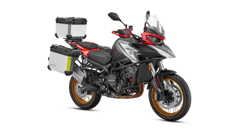 Qjmotor SRT 900SX: Νέο touring–adventure μοντέλο με πλούσιο εξοπλισμό