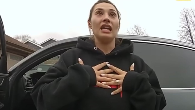 Η στιγμή που καθηγήτρια καταρρέει κατηγορούμενη για αποπλάνηση 15χρονου μαθητή: «Θα ξεράσω» (vid)