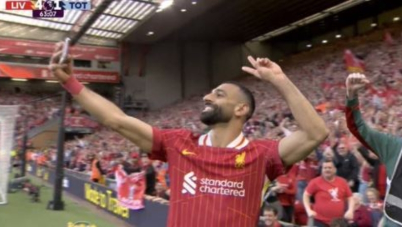 Λίβερπουλ - Τότεναμ: Απίστευτος Σαλάχ, έβγαλε σέλφι μπροστά στο Kop μετά το 4-1 (vid)