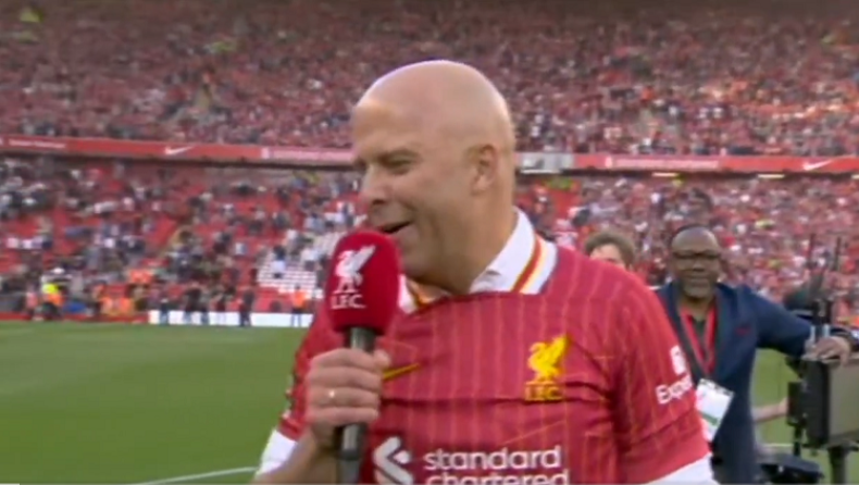 Λίβερπουλ: Υπέροχος Σλοτ, ανταπέδωσε στον Κλοπ, τραγουδώντας το όνομά του στο «Άνφιλντ»! (vid)
