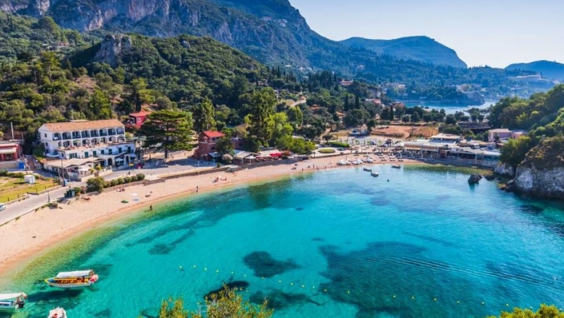 Το ελληνικό νησί που είναι υπέροχο για διακοπές τον Ιούνιο