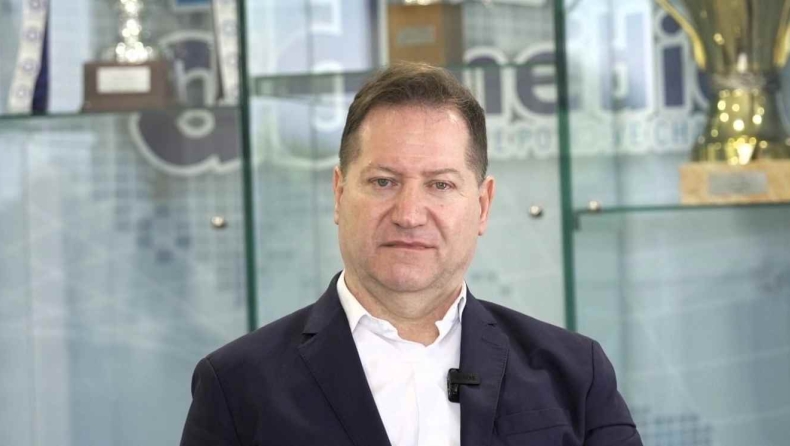 Νταβέλης στο ντοκιμαντέρ του Gazzetta για την ΑΕΛ: «Για τους διοικούντες ΑΕΛ και γεννιέσαι και γίνεσαι» (vids)