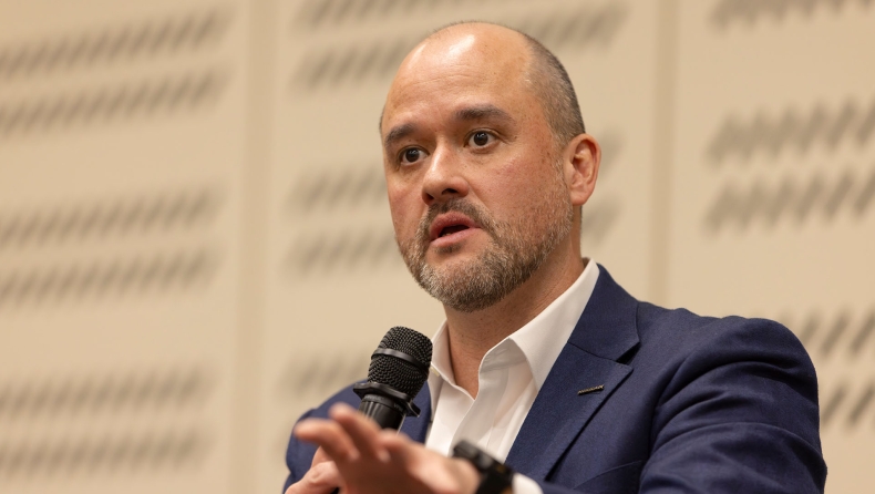 Nissan: Πώς έφτασε στο χείλος του γκρεμού και πώς ο νέος CEO προσπαθεί να τη σώσει