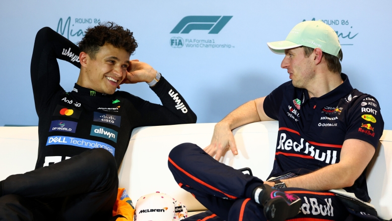 F1 - Νόρις: «Έλπιζα ότι ο Φερστάπεν θα ήταν πιο αργός τώρα που έγινε πατέρας»