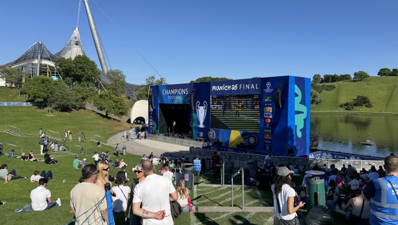 Το Gazzetta σας ξεναγεί στο Fan Festival του Μονάχου: Οι επίδοξοι προπονητές, η τεράστια κούπα και η… μικρή κούπα! (vids)