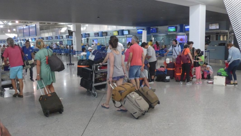 Αεροπορικά ταξίδια: Τι πρέπει να γνωρίζουν οι επιβάτες για τις αποσκευές