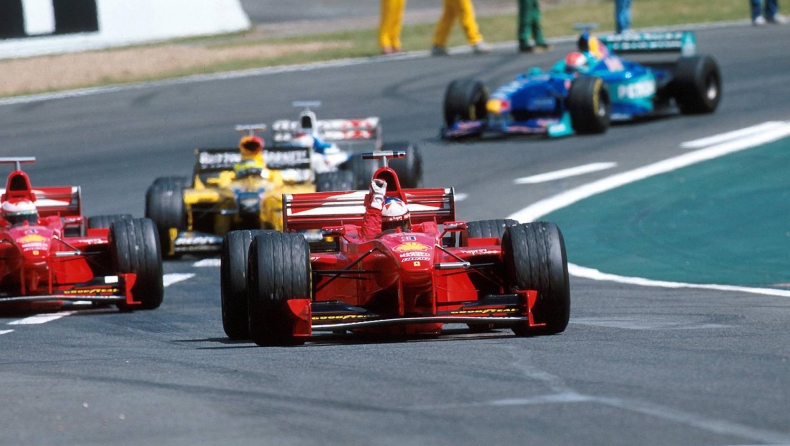 Σαν Σήμερα: Η αντεπίθεση της Ferrari στην πανίσχυρη McLaren (vid)