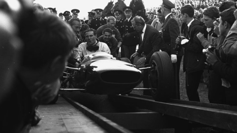 Σαν Σήμερα: Οι Τζιμ Κλαρκ και Μισέλ Μουτόν χάρισαν ιστορικές στιγμές (vid)