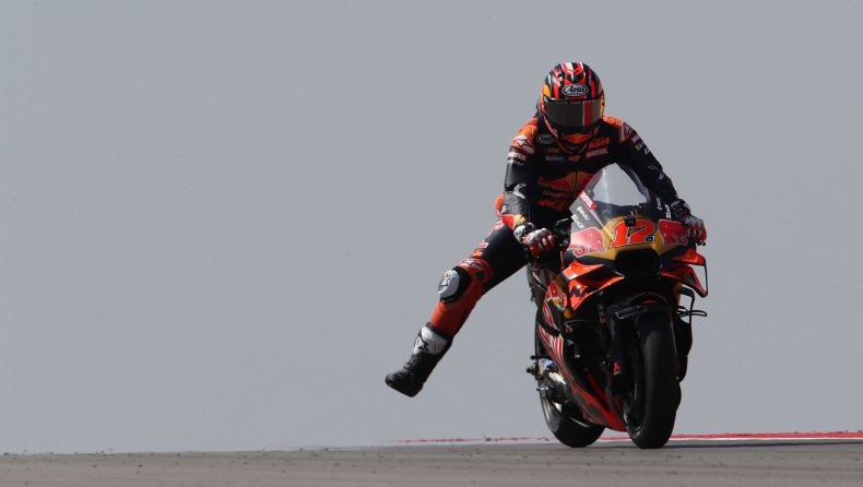 MotoGP - Ιταλία: O Βινιάλες ταχύτερος την Παρασκευή στο Μουτζέλο, άσχημη πτώση για Κουαρταραρό