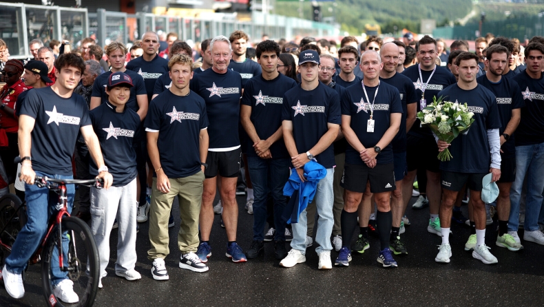 Αντουάν Ιμπέρ: Η οικογένεια της F1 δεν ξέχασε τον αδικοχαμένο οδηγό (vid) 