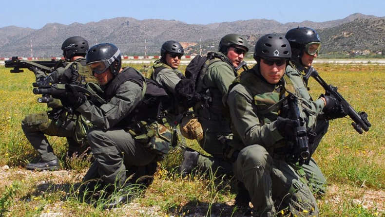 «Επιχείρηση Κέδρος»: Όταν οι Ελληνικές Δυνάμεις απεγκλώβισαν 2.647 άμαχους