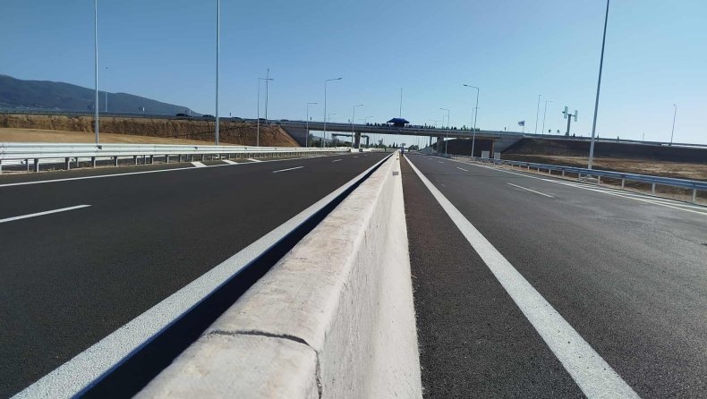 Στην κυκλοφορία η παράκαμψη του Αγίου Νικολάου στον οδικό άξονα Βόνιτσα – Λευκάδα (vid)