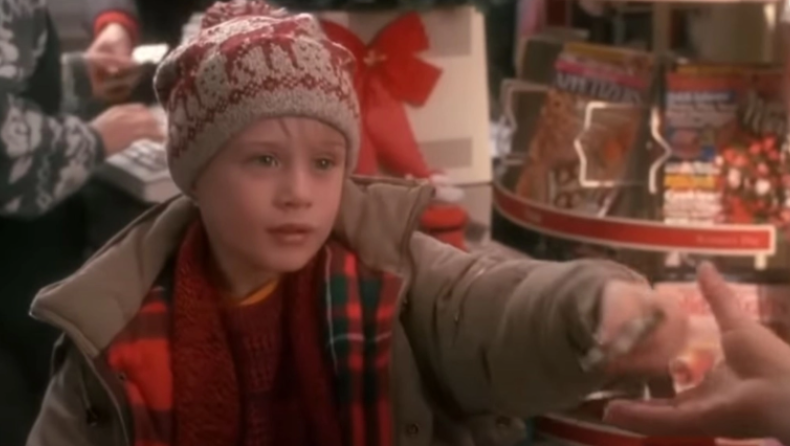 Ο σκηνοθέτης του "Μόνος στο Σπίτι" αποκαλύπτει γιατί δεν θα έκανε ποτέ remake των εμβληματικών ταινιών