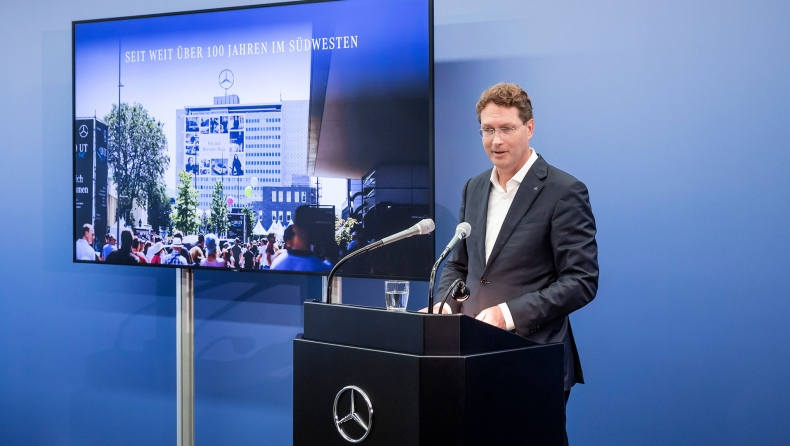 O επικεφαλής της Mercedes-Benz θεωρεί μη-ρεαλιστική την απαγόρευση των θερμικών κινητήρων στην ΕΕ