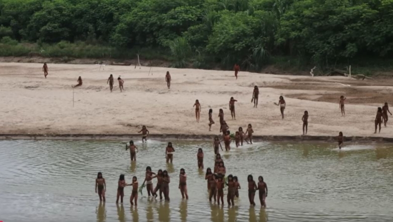 Ανησυχία προκαλεί η στάση απομονωμένης φυλής του Αμαζόνιου: Προειδοποιητικό μήνυμα