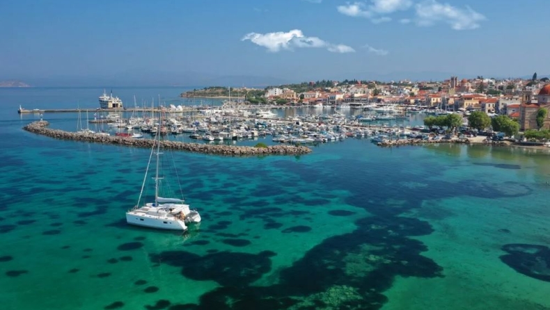 5 οικονομικές αποδράσεις δίπλα στη θάλασσα για να παρατείνετε το καλοκαίρι