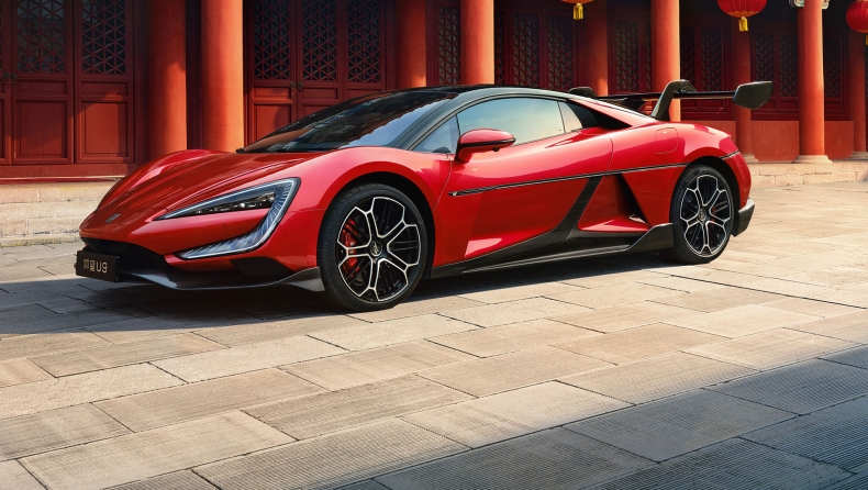 YangWang U9 Track Edition: 3.000 ίπποι στην πρίζα (vid)