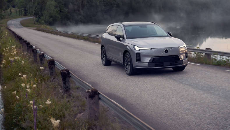 Volvo XC70: Υβριδικό με απίστευτη ηλεκτρική αυτονομία (vid)