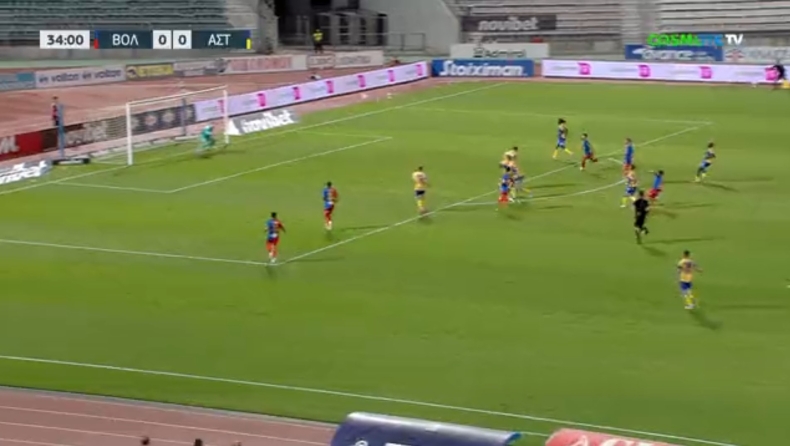 Βόλος - Αστέρας 1-0: Το σουτ του Λάμπρου που βρήκε κόντρα και κατέληξε στα δίχτυα