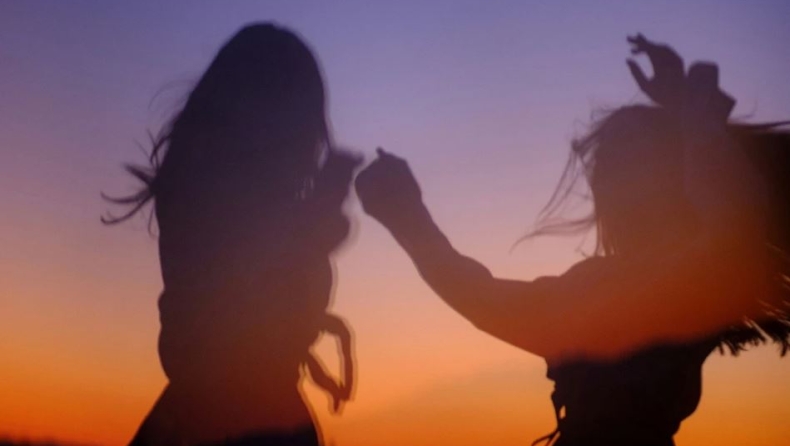 4 απλές ερωτήσεις που πρέπει να κάνεις καθημερινά στον εαυτό σου, για να γίνεις ευτυχισμένος