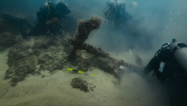 Το μυστικό του τάφου της Κλεοπάτρας ξετυλίγεται: Η ανατριχιαστική ανακάλυψη στον βυθό της μεσογείου (vid)