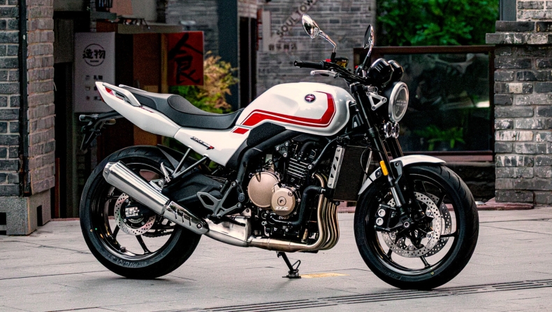 ZXMoto 500F και οι κλώνοι καλά κρατούν