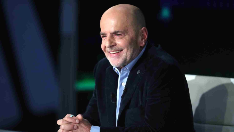 Η απάντηση Αλαφούζου στην ερώτηση του διευθυντή του Gazzetta, Δημήτρη Κωνσταντινίδη: «Ο Βγενόπουλος μου έλεγε να αφήσω την ομάδα να πέσει αλλά δεν μου πήγαινε η καρδιά»