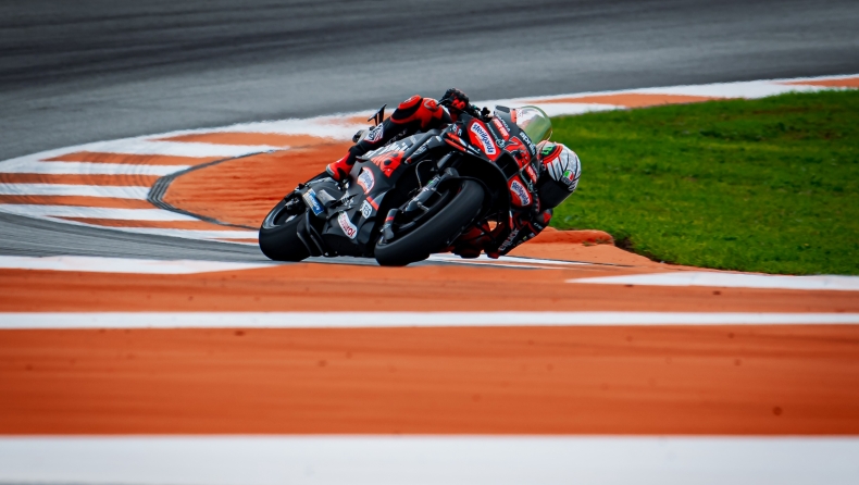 MotoGP, Βαλένθια: Ο Μπετζέκι έριξε την αυλαία του 2025 με νίκη 