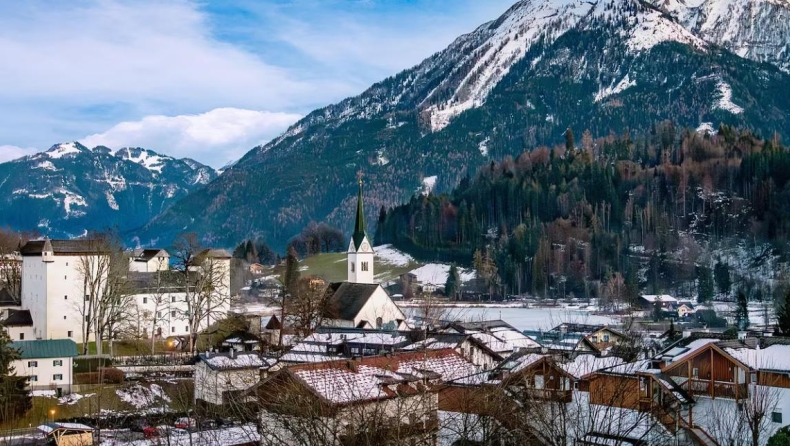 Η ευρωπαϊκή χώρα που ψάχνει επειγόντως εργάτες: Μισθοί από 3.000 ευρώ και δωρεάν διαμονή με θέα τις... Άλπεις