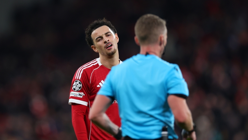 Τζόουνς: «Δεν έχω λόγια, αυτή τη στιγμή βρισκόμαστε στα… σκ@τ@»